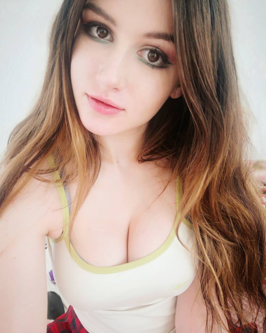 Pelagea ASMR nude 12