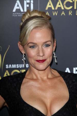 Penelope Ann Miller nude 6