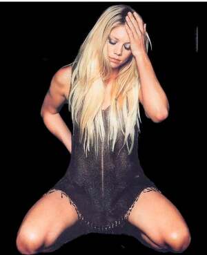 Peta Wilson nude 5