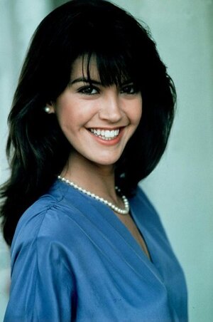 Phoebe Cates nude 12