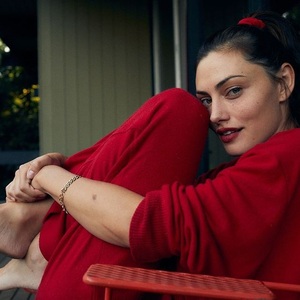 Phoebe Tonkin nude 6
