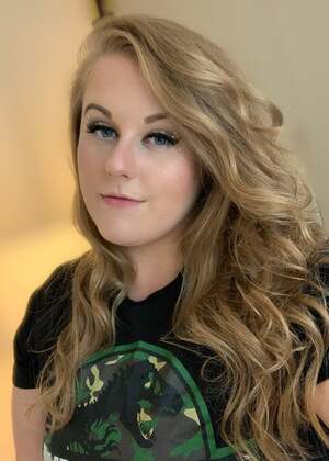 Piper Niven nude 4