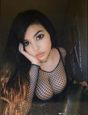 Pisceus nude 6