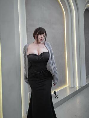 Pitien nude 5