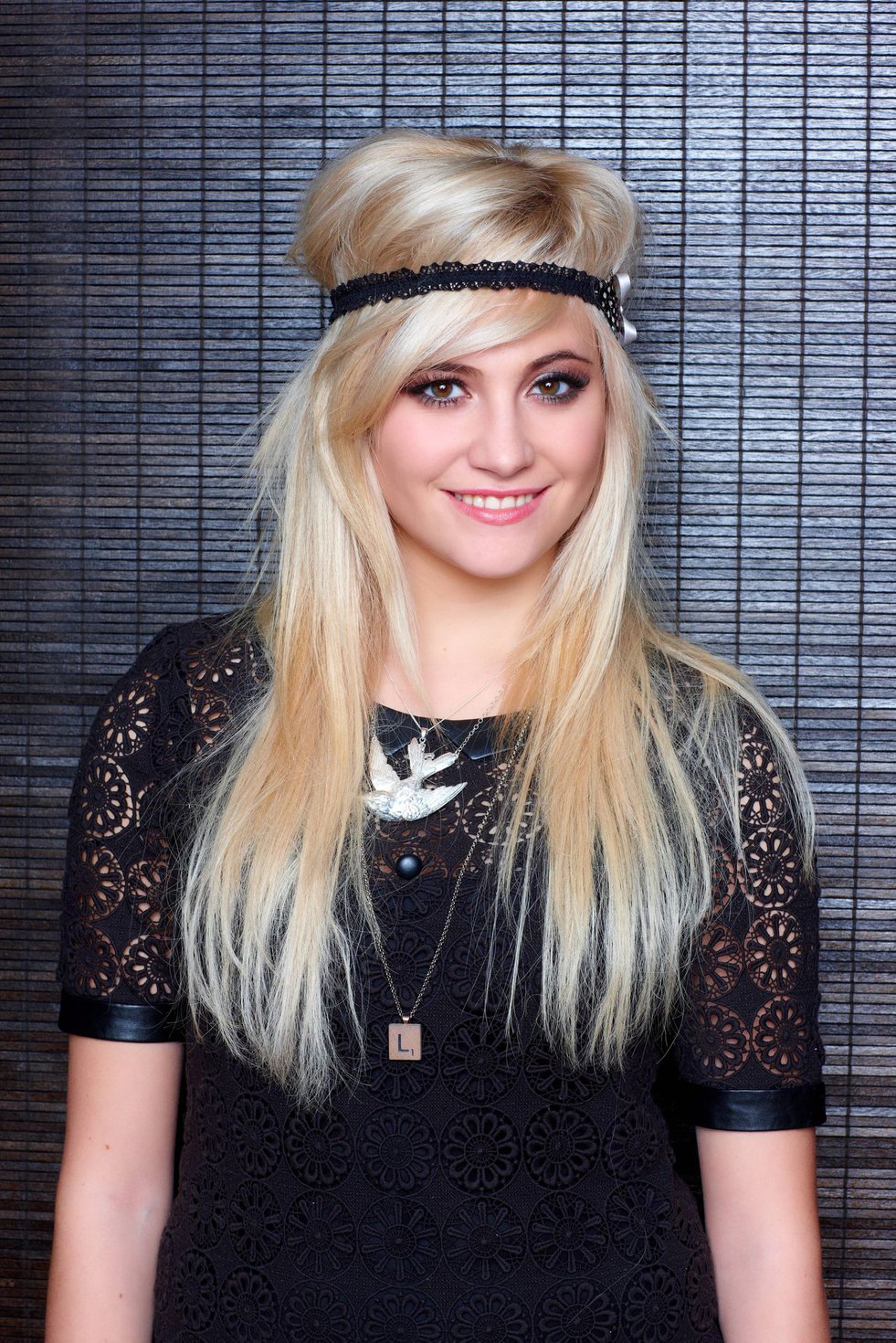 Pixie Lott nude 7