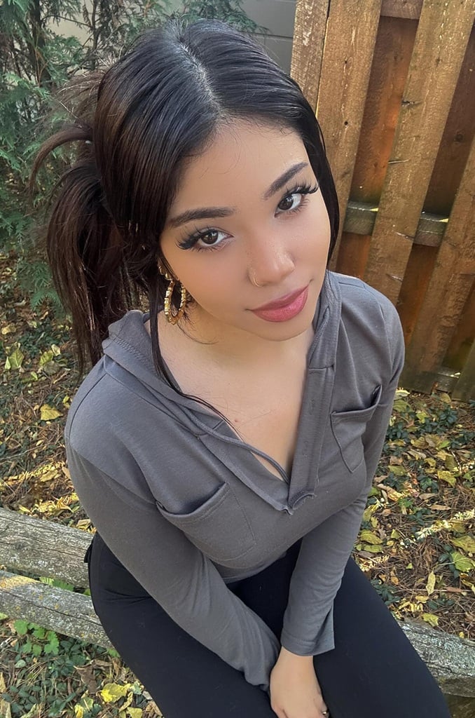 Pixieonyxxx nude 4