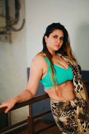Pooja Joshi nude 8