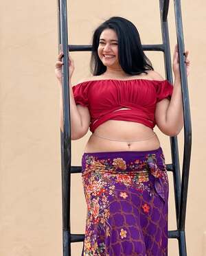 Poonam Bajwa nude 11