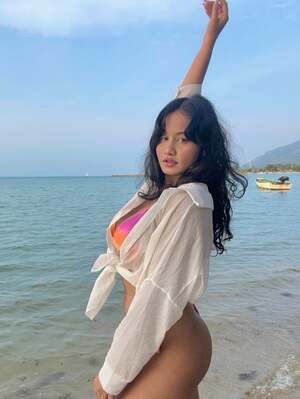 Prakriti Saha nude 12