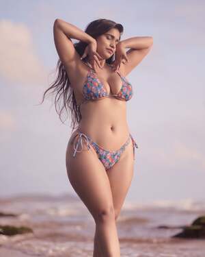 Pratika Sood nude 8