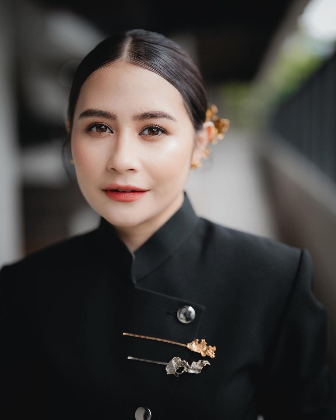 Prilly Latuconsina nude 12