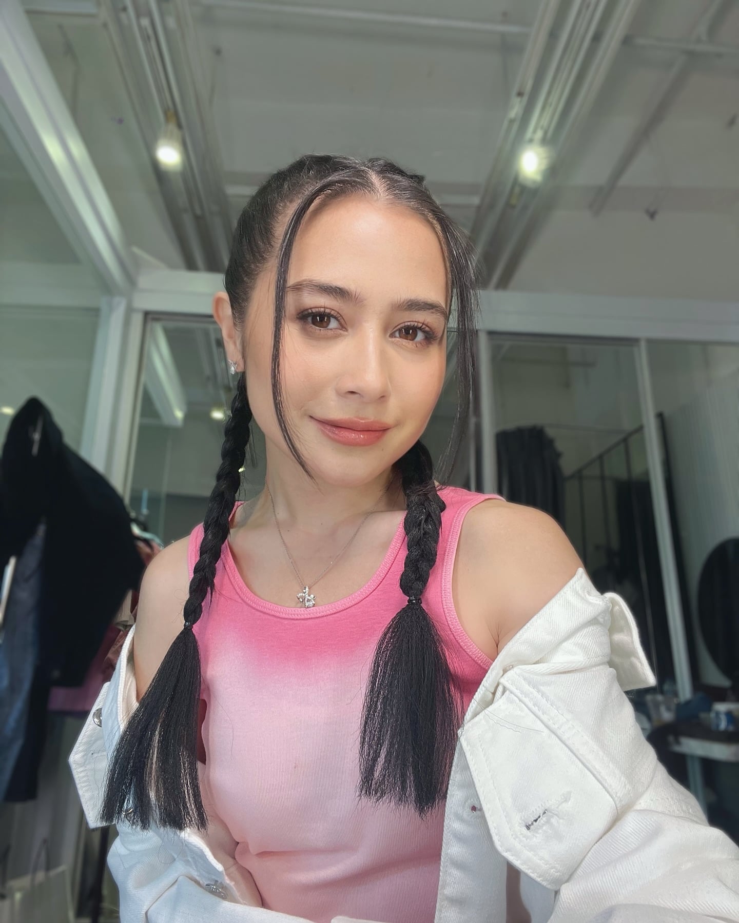 Prilly Latuconsina nude 8
