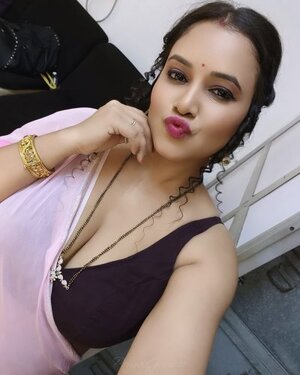 Priya Gamre nude 6
