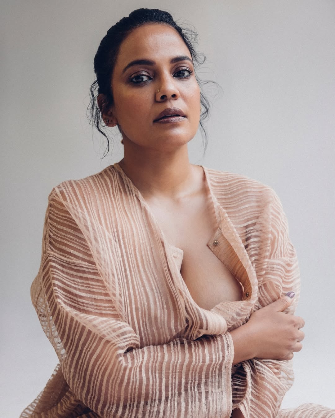 Priyanka Bose nude 10