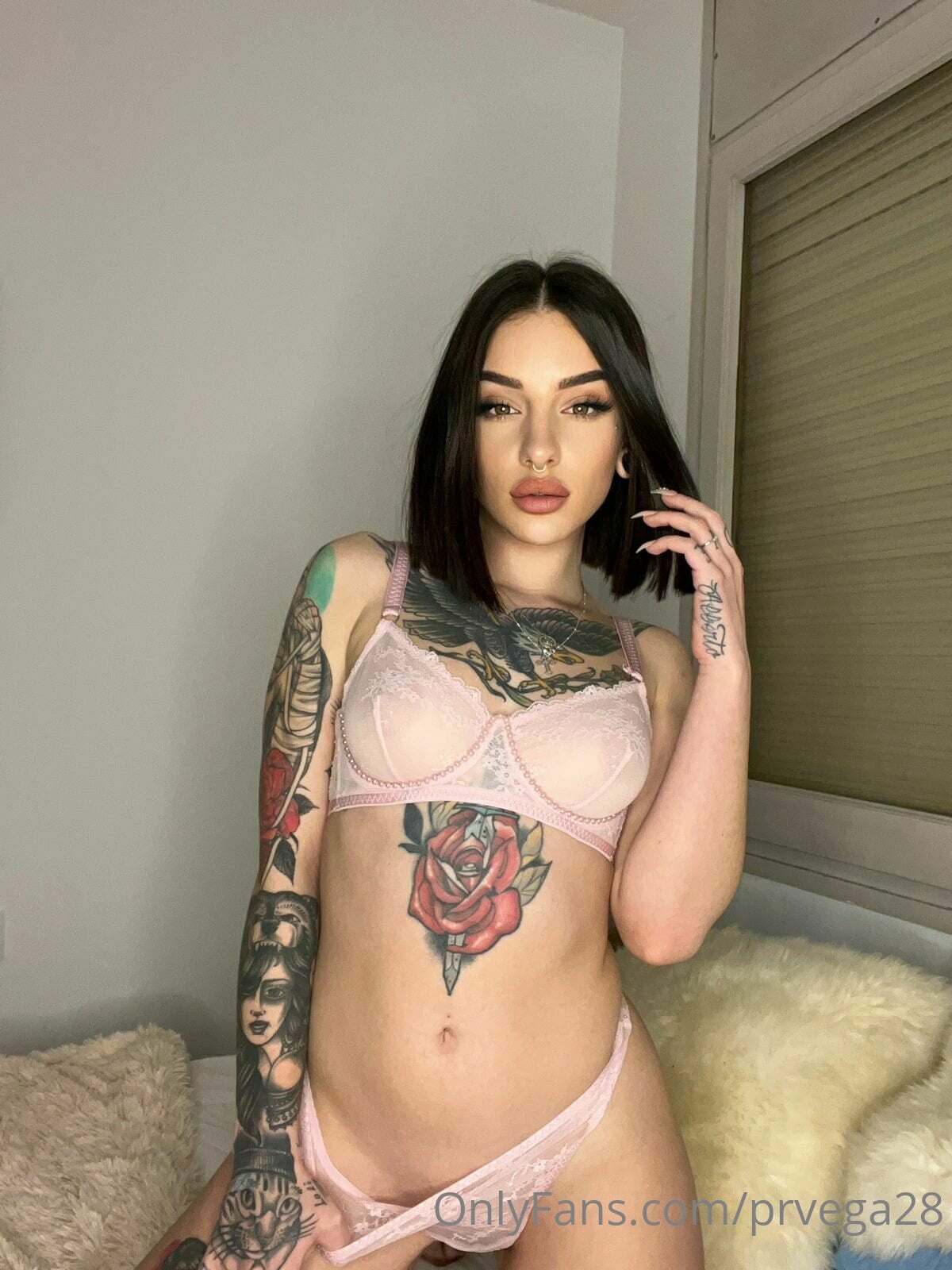 Prvega nude 9