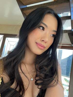 Qiyu Zhou nude 10