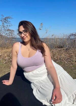 Qveenjulia nude 4