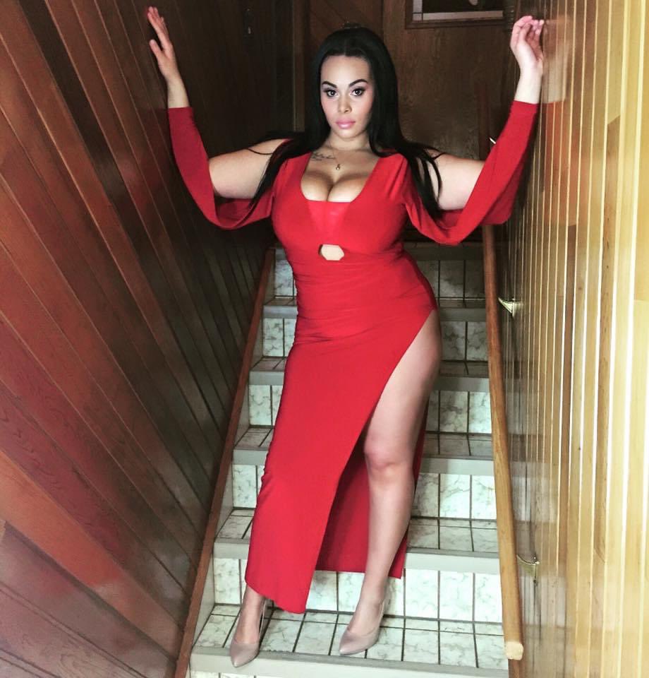 Qweenie nude 2