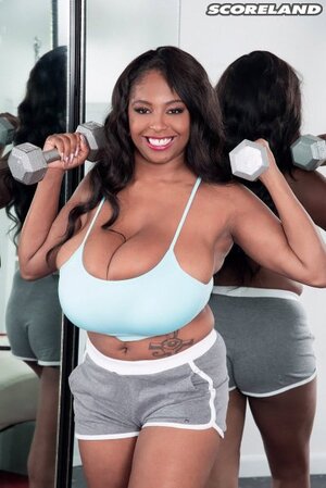 Rachel Raxx nude 3