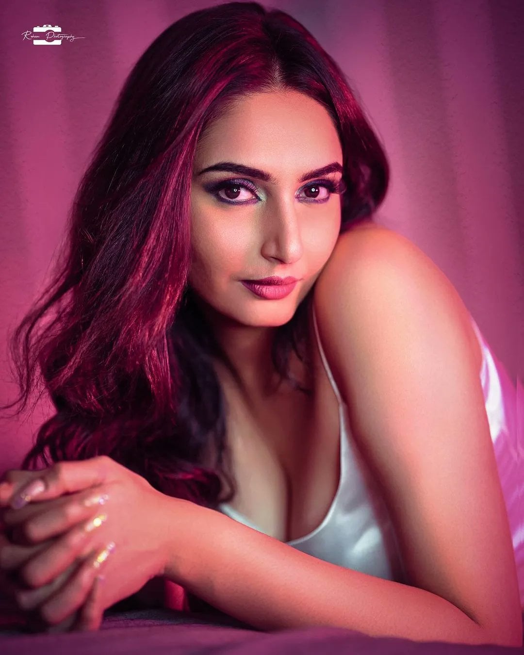 Ragini Dwivedi nude 8
