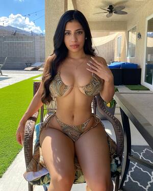 Raq Adriana nude 1