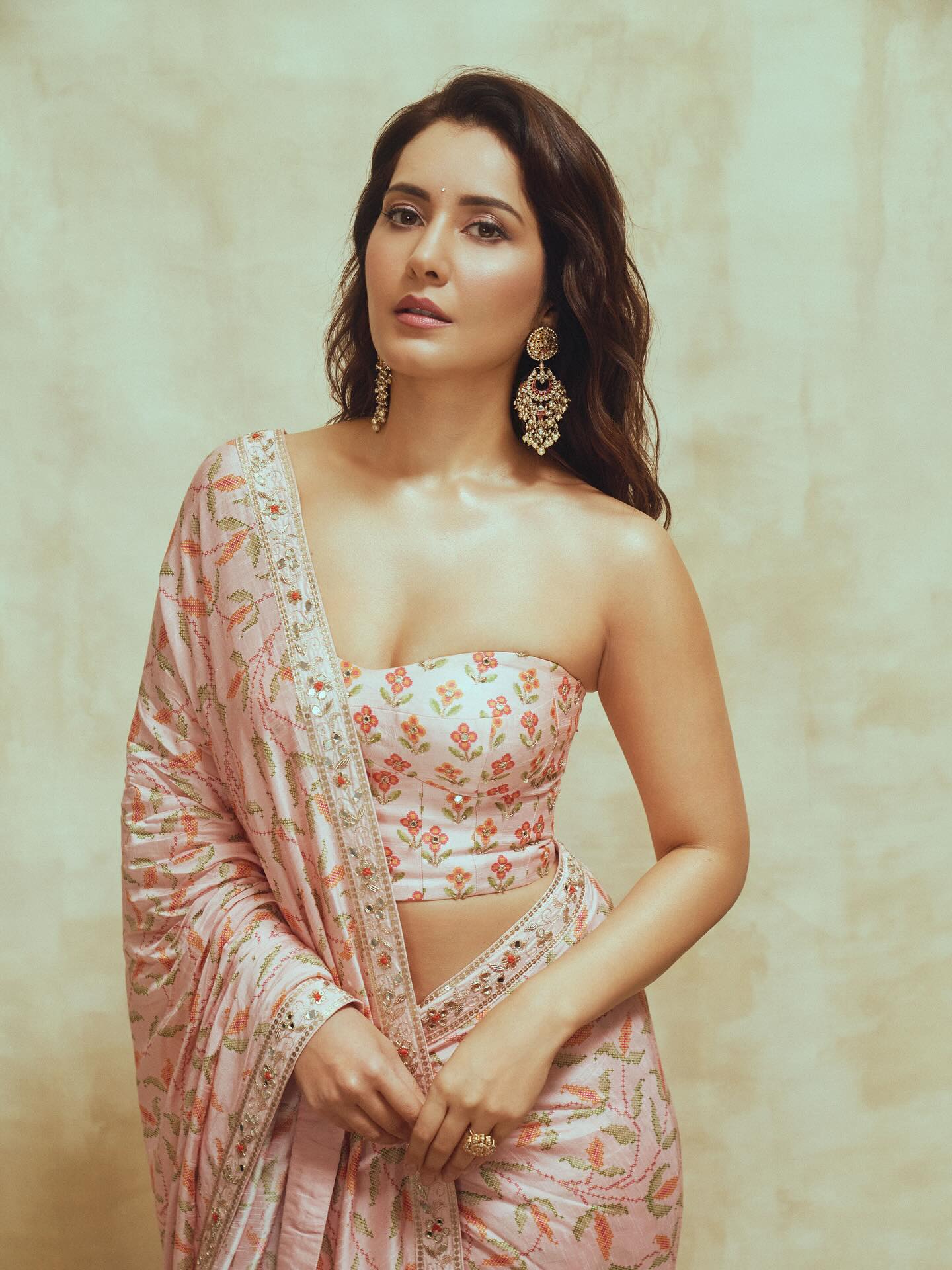 Rashi Khanna nude 6