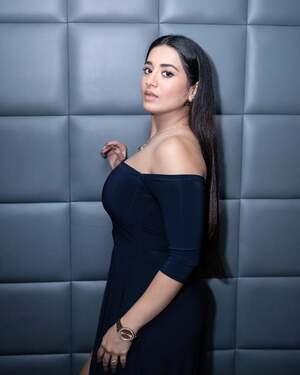 Rashi Singh nude 12