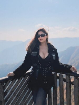 Rashu Dobriyal nude 2