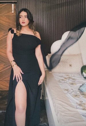 Rashu Dobriyal nude 3