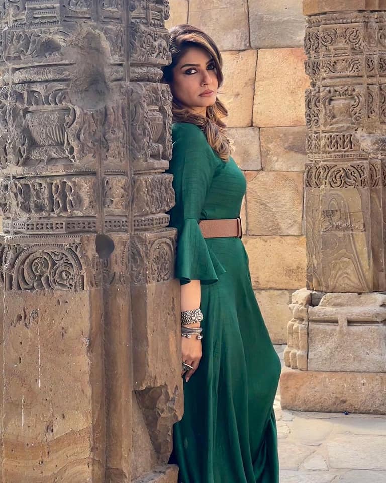 Raveena Tandon nude 7