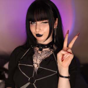 Raven Alternative nude 7