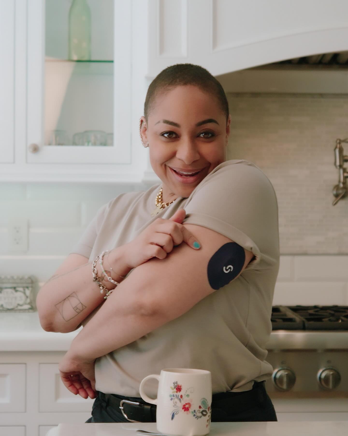 Raven-Symone nude 12
