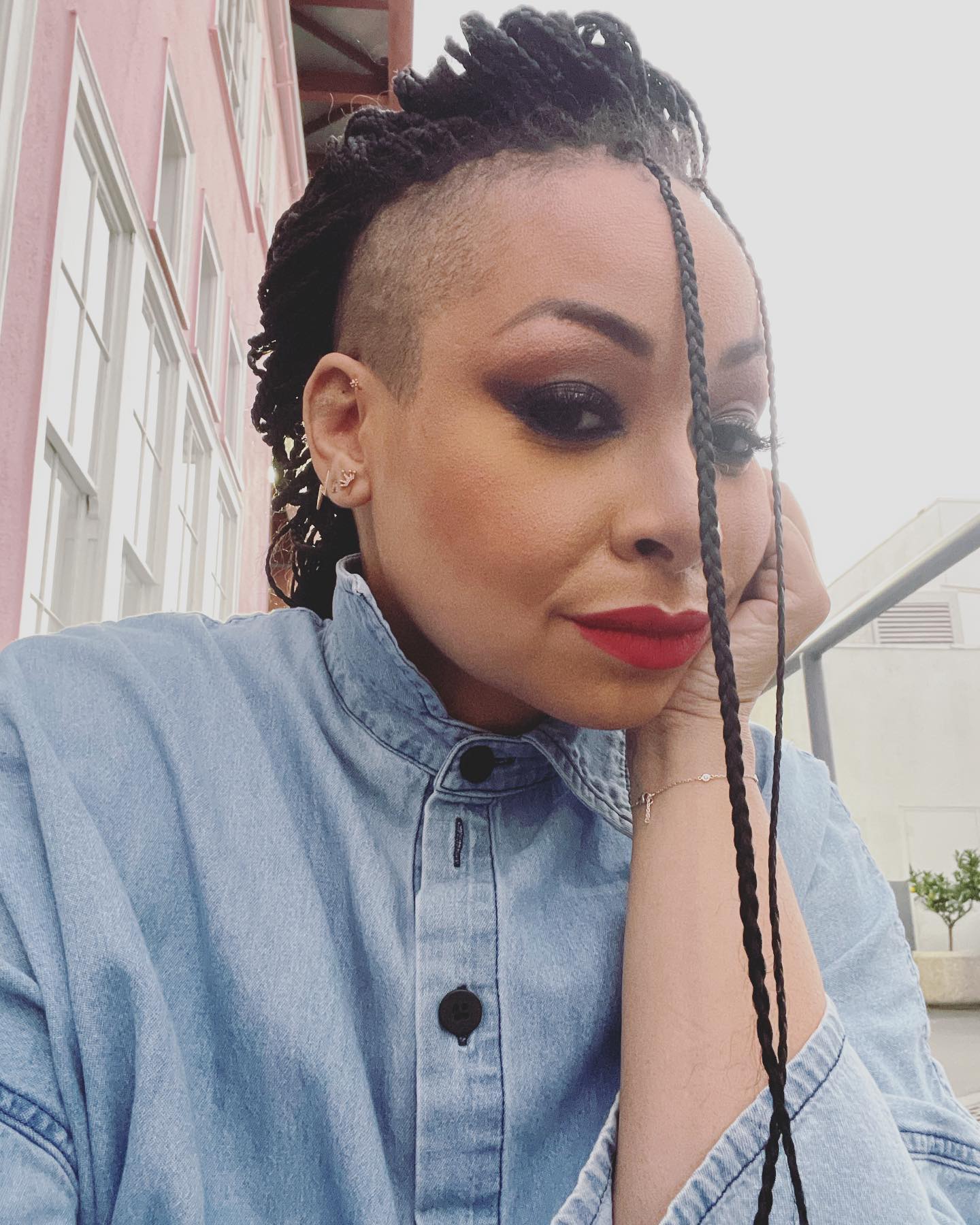 Raven-Symone nude 9