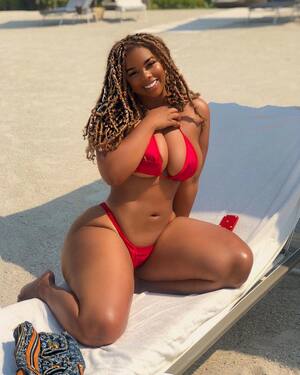 Ravie Loso nude 10