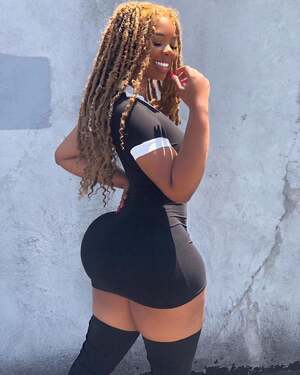 Ravie Loso nude 7