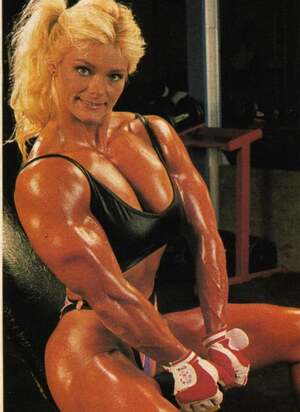 Raye Hollitt nude 9