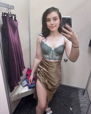 Raye Roze nude 9