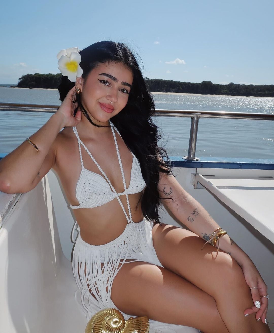 Rebeca Barreto nude 8