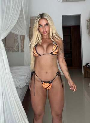 Rebecca Clancy nude 3