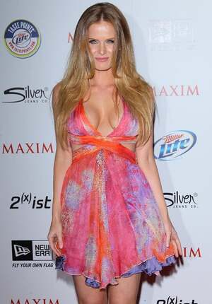 Rebecca Mader nude 8