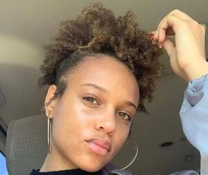 Reign Edwards nude 7