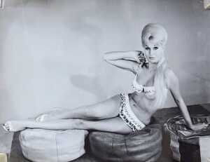 Rena Horten nude 4