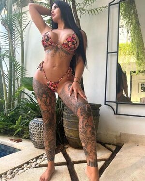 Renee Gracie nude 12