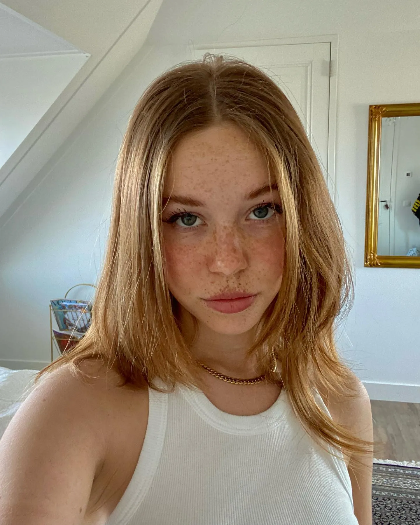 Rhode Kok nude 8