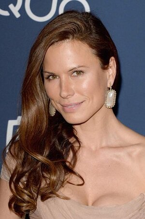 Rhona Mitra nude 5