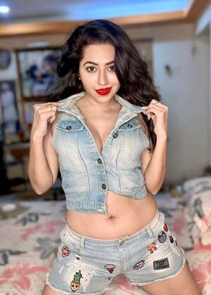 Ridheema Tiwari nude 4