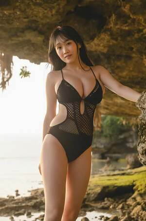Riho Okumura nude 7