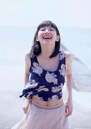 Riho Yoshioka nude 7