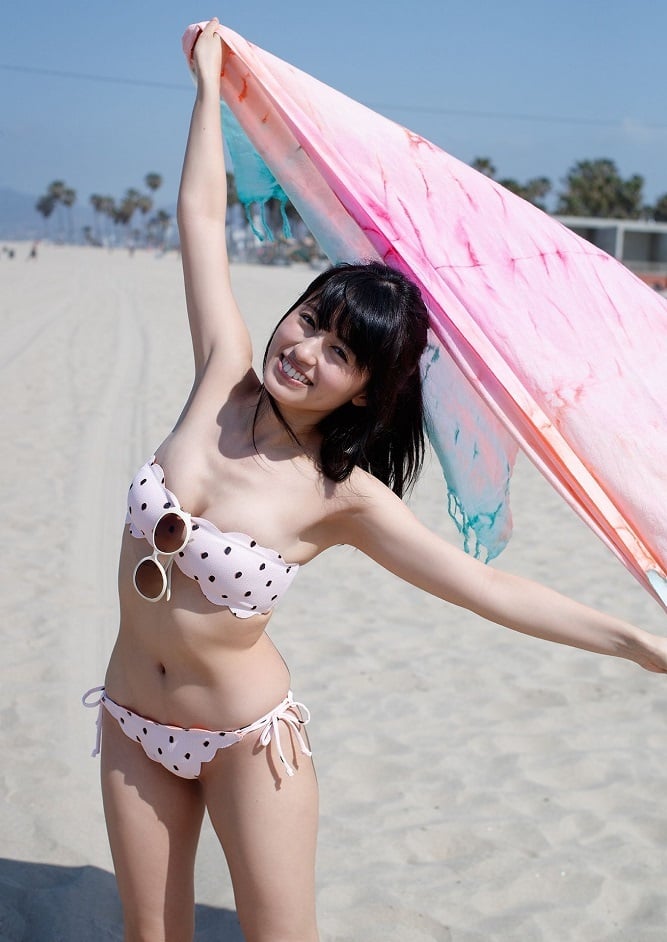 Rikako Aida nude 5