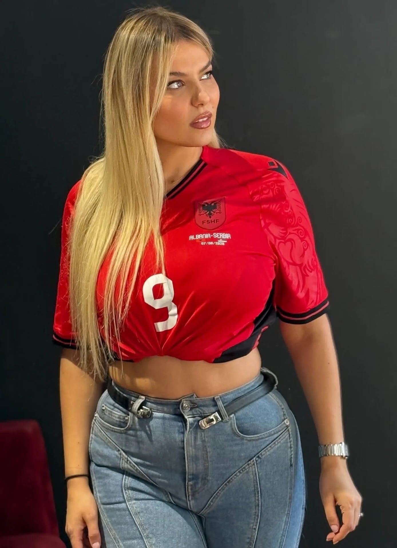 Rike Roci nude 11